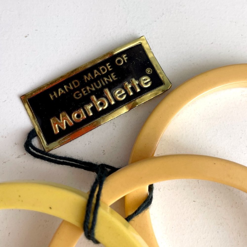 Vintage 1960s yellow Marblette bangle bracelets - set of 3 - NWT - Picture 4 of 5